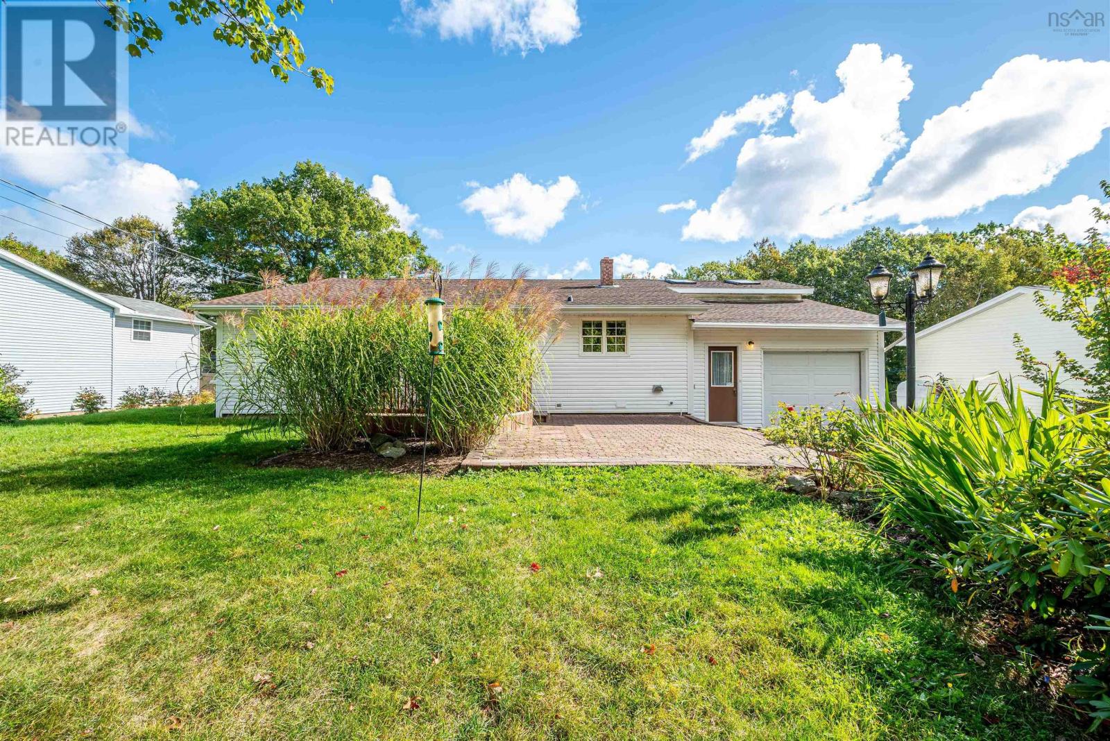 206 Lakeview Road, Lakeview, Nova Scotia  B4C 4C8 - Photo 3 - 202524902