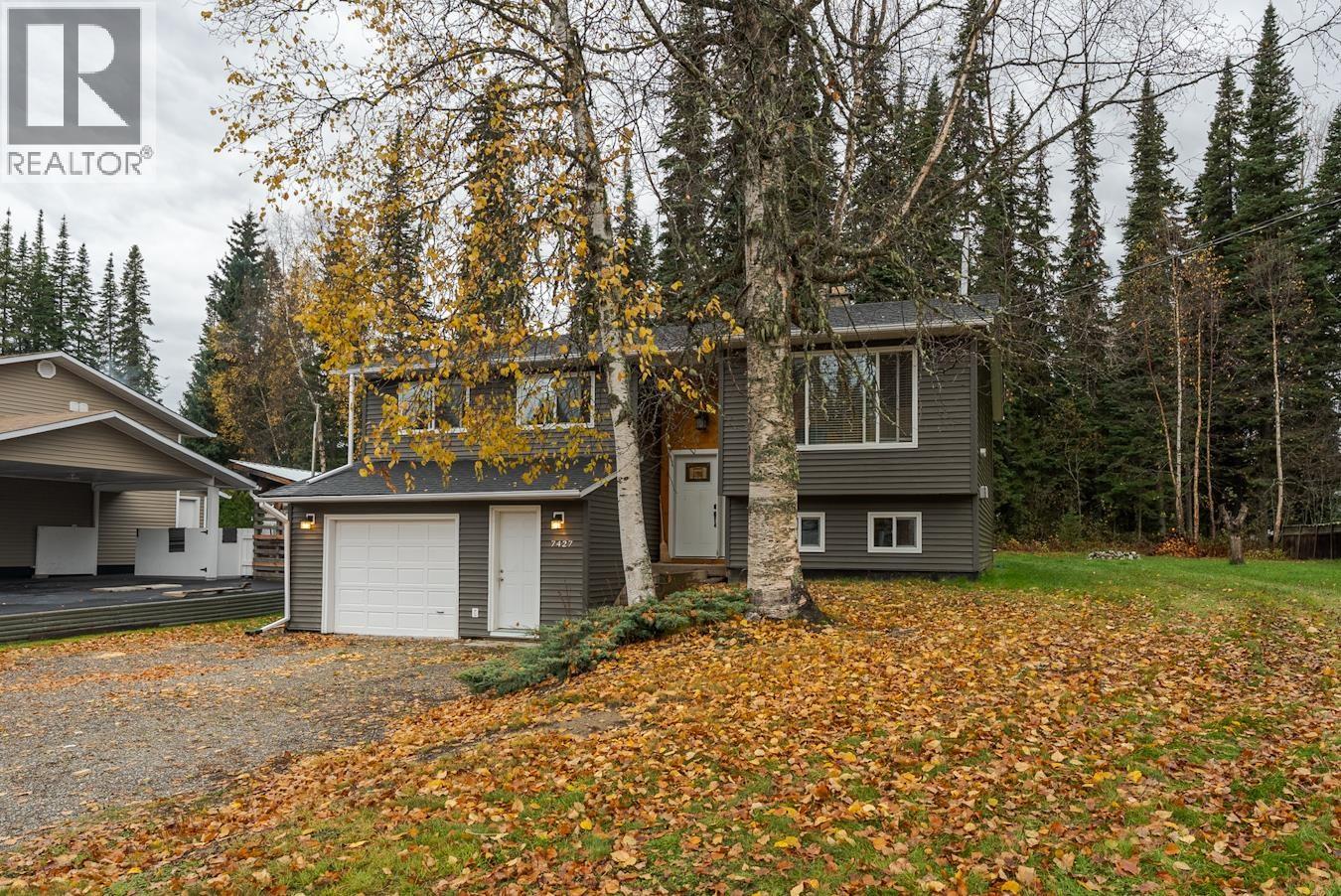 7427 Pearl Drive, Prince George, British Columbia  V2K 4K3 - Photo 2 - R3060536