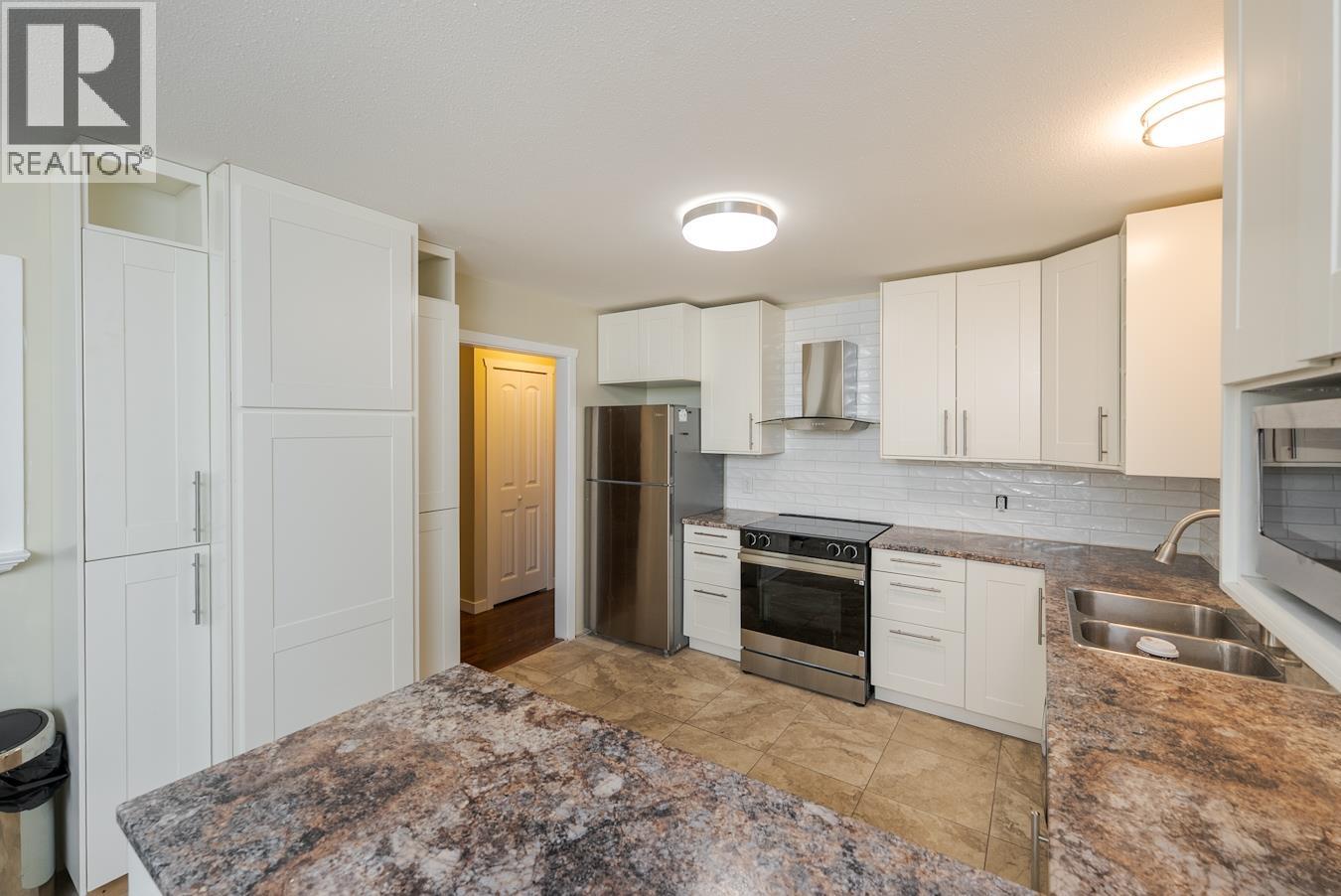 7427 Pearl Drive, Prince George, British Columbia  V2K 4K3 - Photo 7 - R3060536