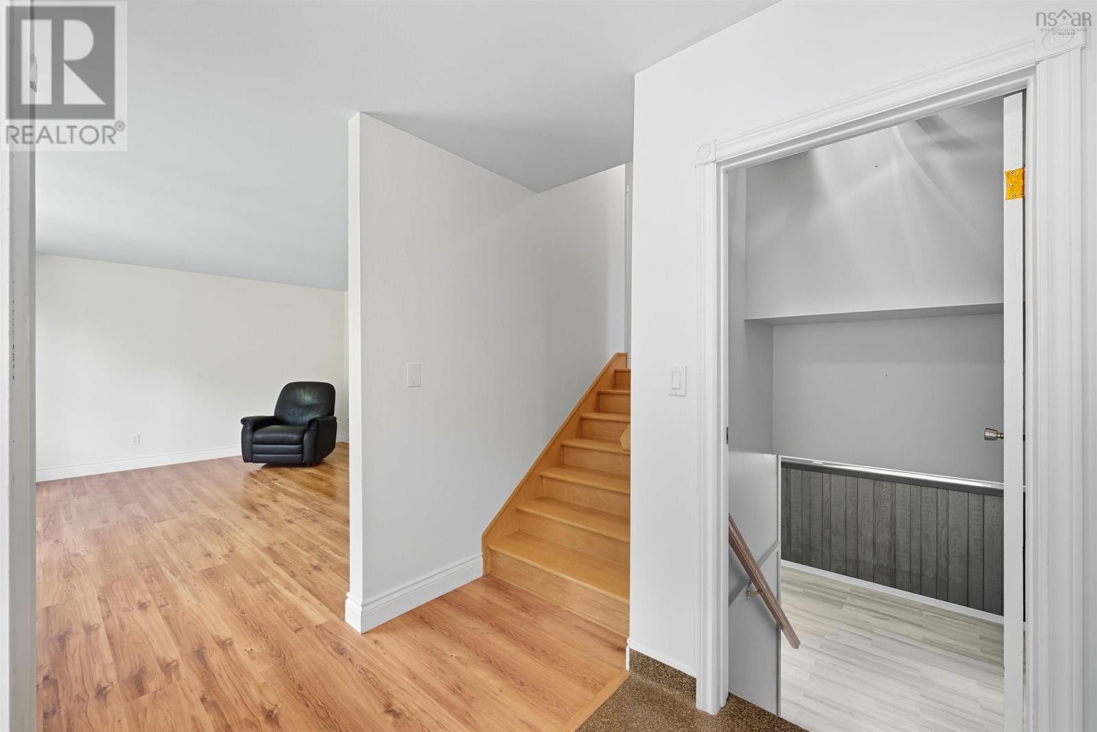 206 Lakeview Road, Lakeview, Nova Scotia  B4C 4C8 - Photo 6 - 202524902