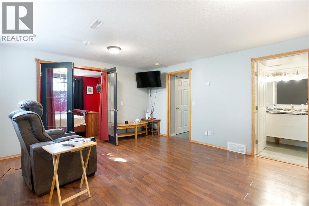 828 Pioneer Drive, Irricana, Alberta  T0M 1B0 - Photo 24 - A2257856