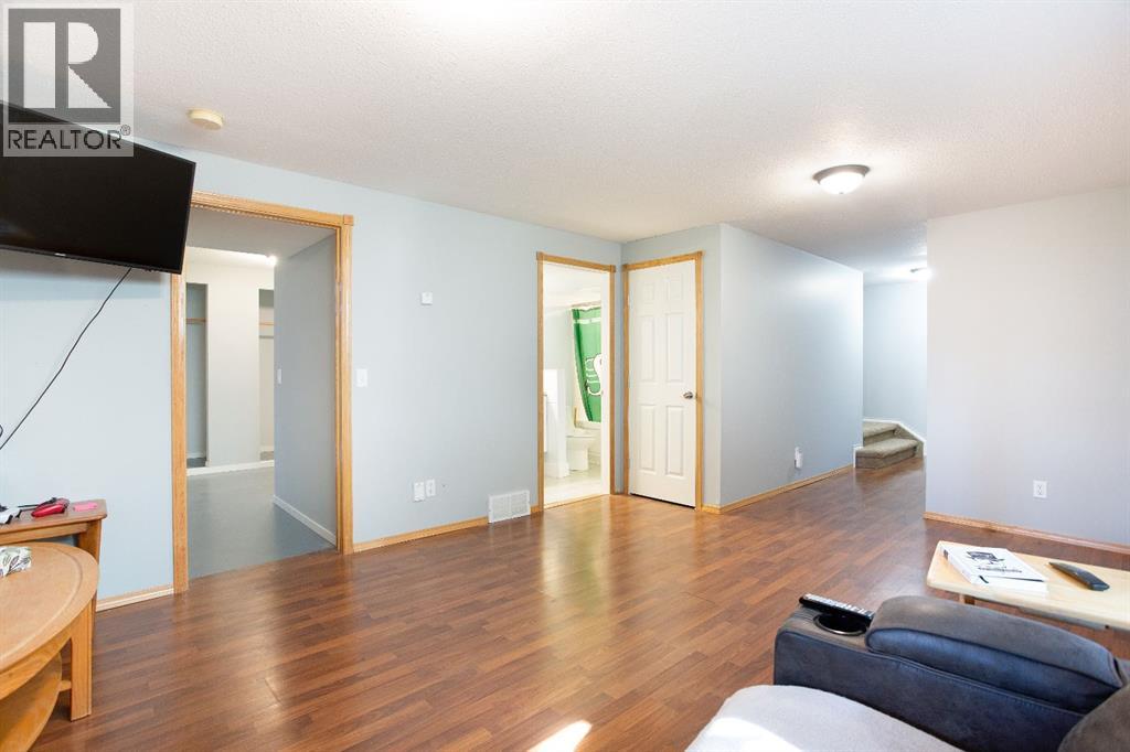 828 Pioneer Drive, Irricana, Alberta  T0M 1B0 - Photo 26 - A2257856