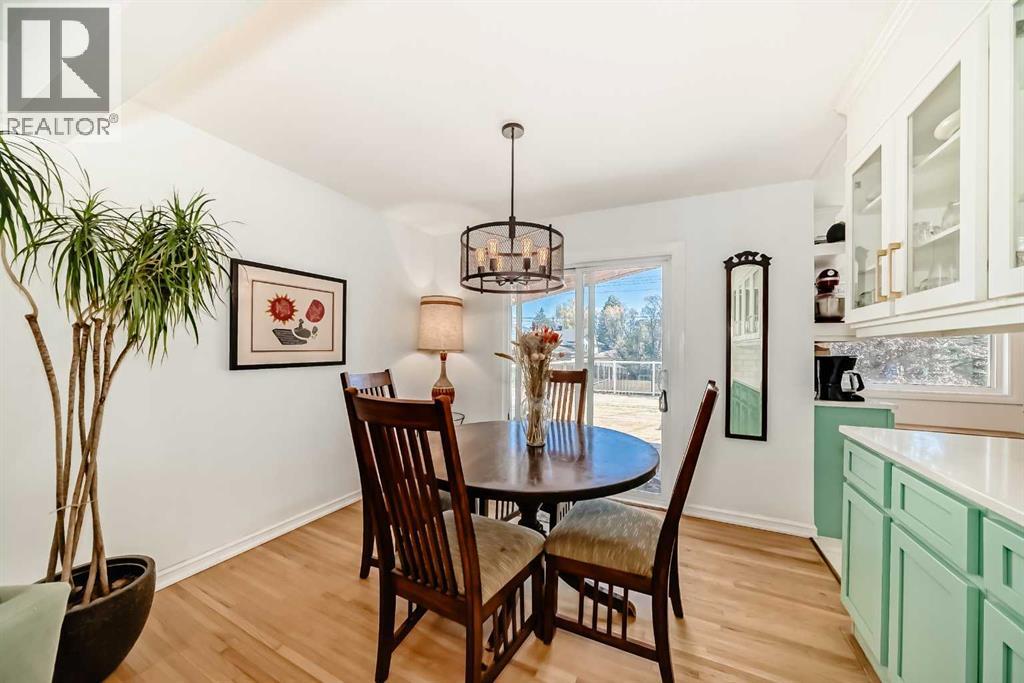 91 Chisholm Crescent Nw, Calgary, Alberta  T2L 0Y9 - Photo 7 - A2264884
