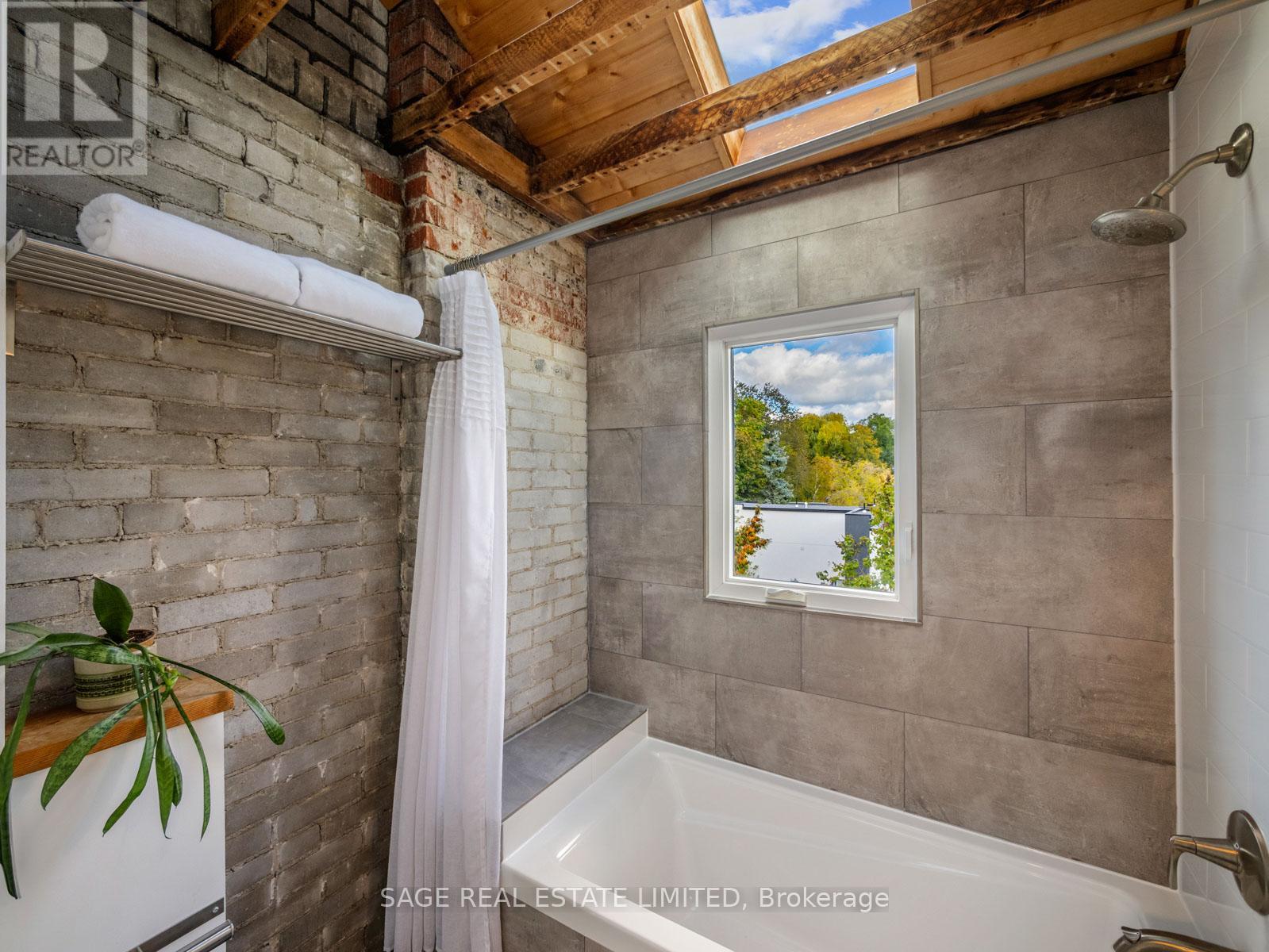 439 Leslie Street, Toronto, Ontario  M4M 3E5 - Photo 26 - E12474185