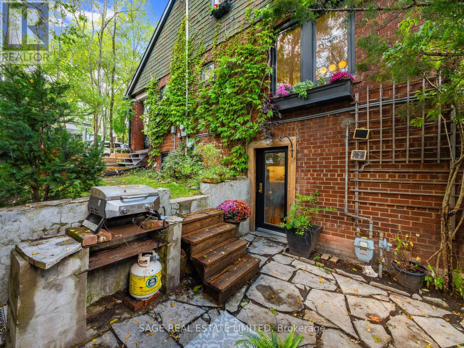 439 Leslie Street, Toronto, Ontario  M4M 3E5 - Photo 27 - E12474185