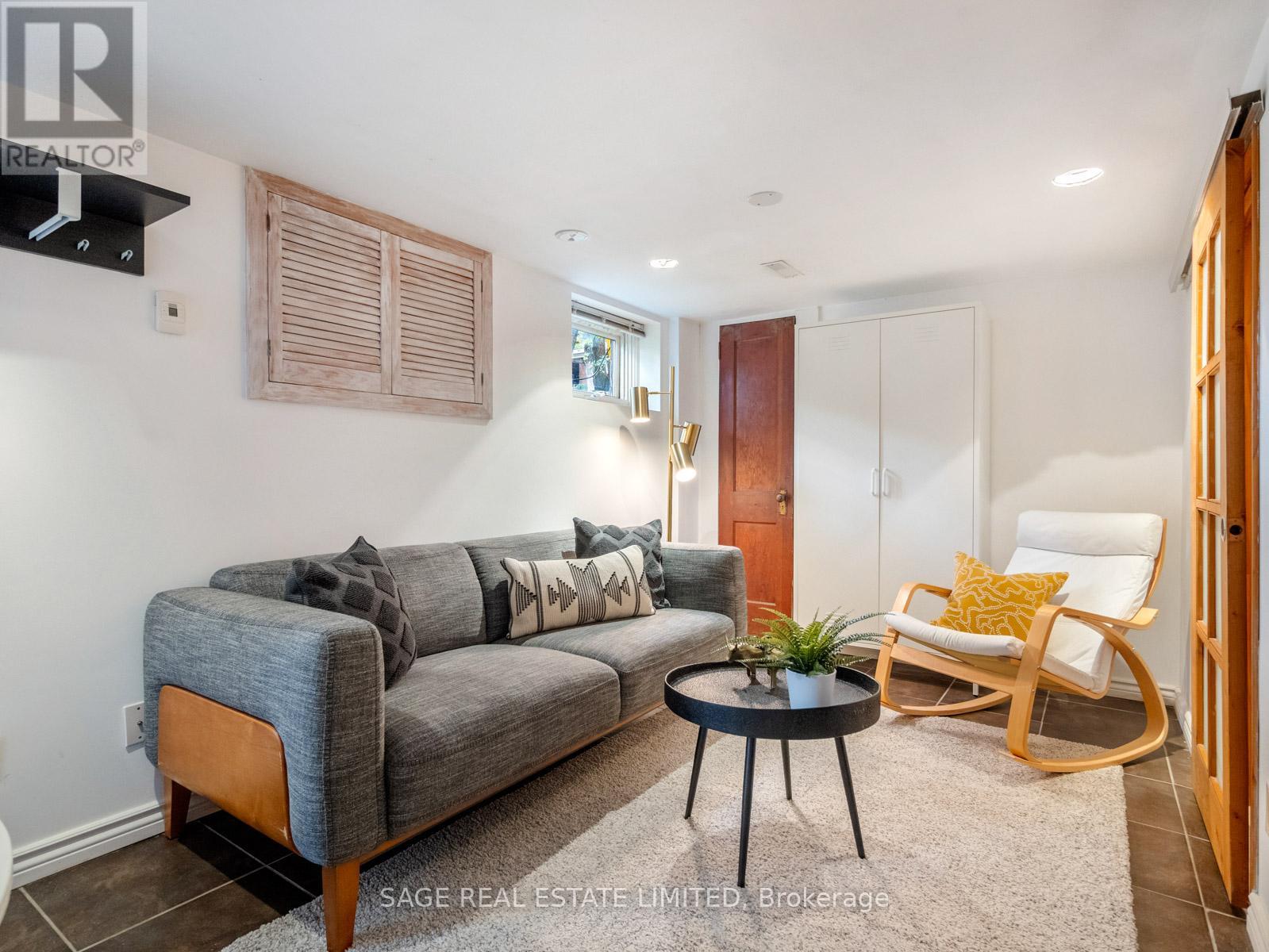 439 Leslie Street, Toronto, Ontario  M4M 3E5 - Photo 28 - E12474185