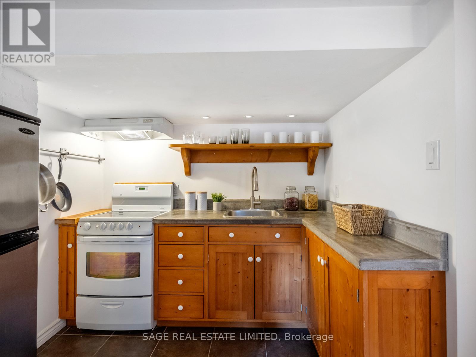 439 Leslie Street, Toronto, Ontario  M4M 3E5 - Photo 29 - E12474185
