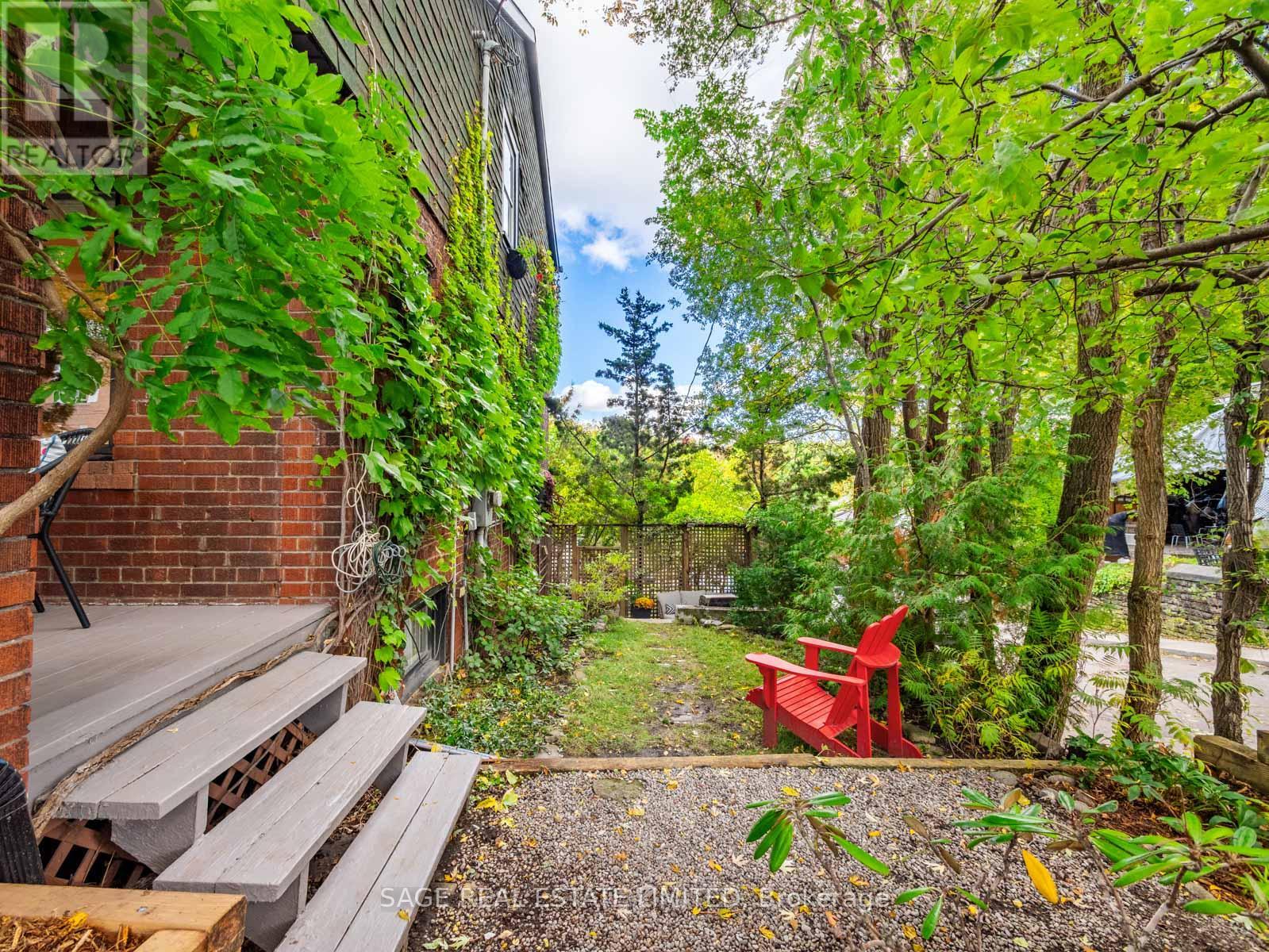 439 Leslie Street, Toronto, Ontario  M4M 3E5 - Photo 37 - E12474185
