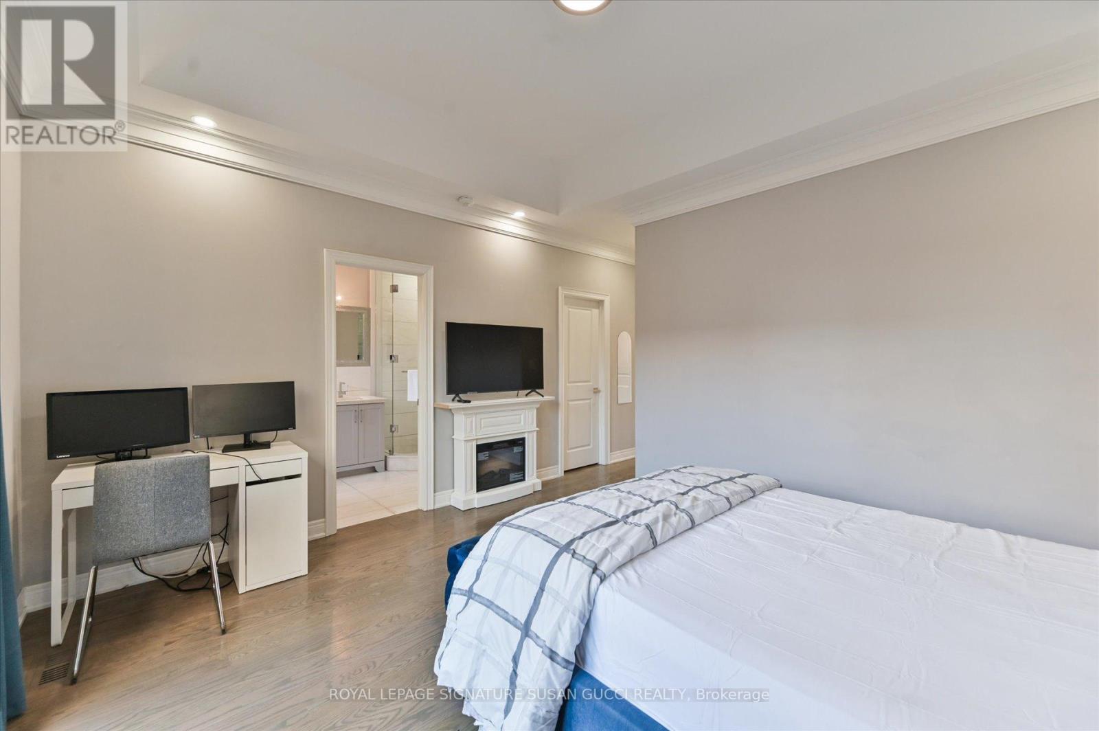 3 Holmstead Avenue, Toronto, Ontario  M4B 1S9 - Photo 25 - E12474281
