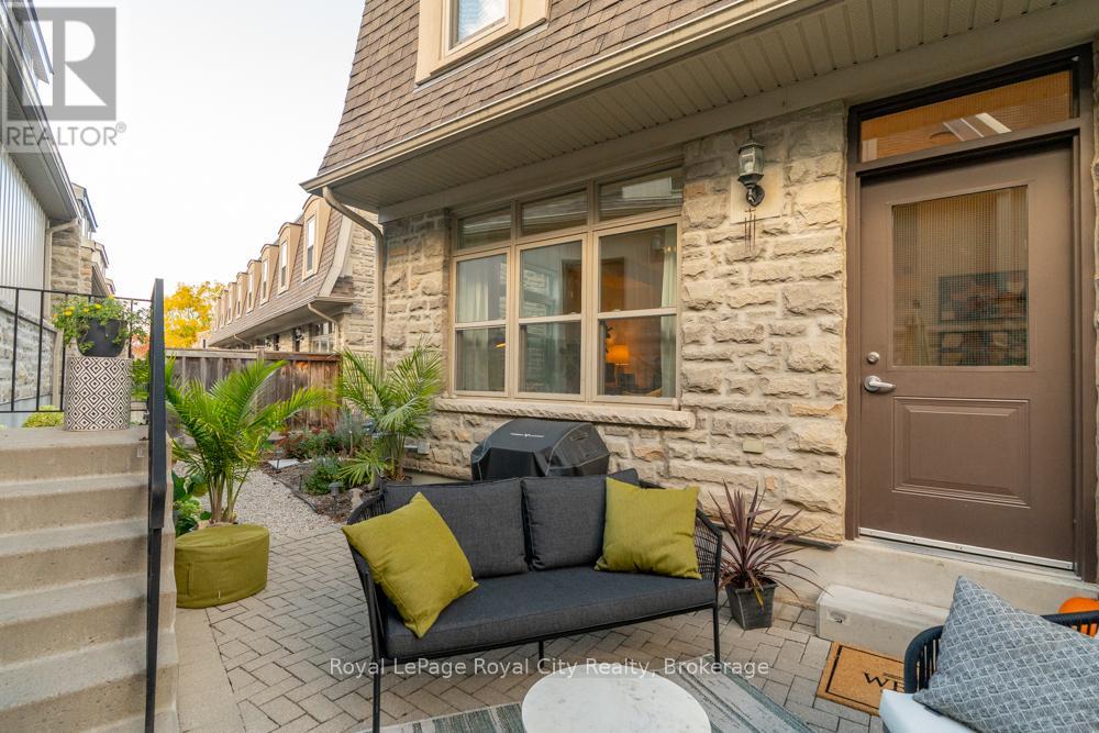 68a Cardigan Street, Guelph, Ontario  N1H 0A4 - Photo 47 - X12471351