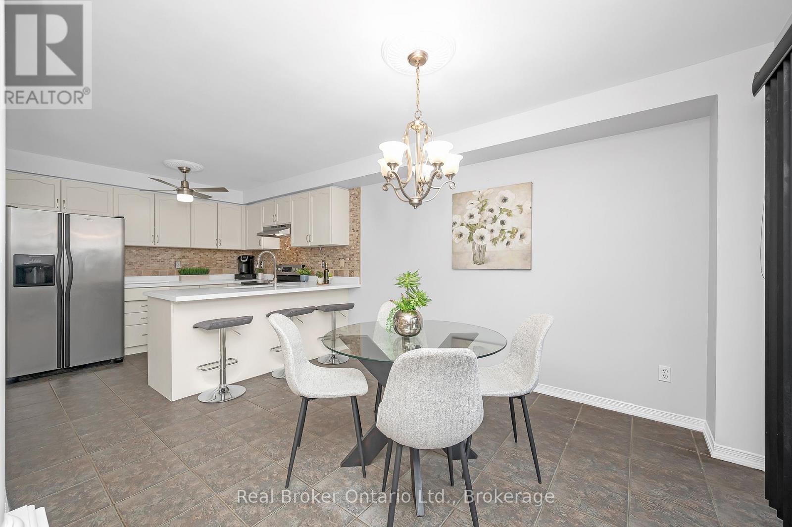 248 Hawkview Boulevard, Vaughan, Ontario  L4H 2G6 - Photo 12 - N12474331