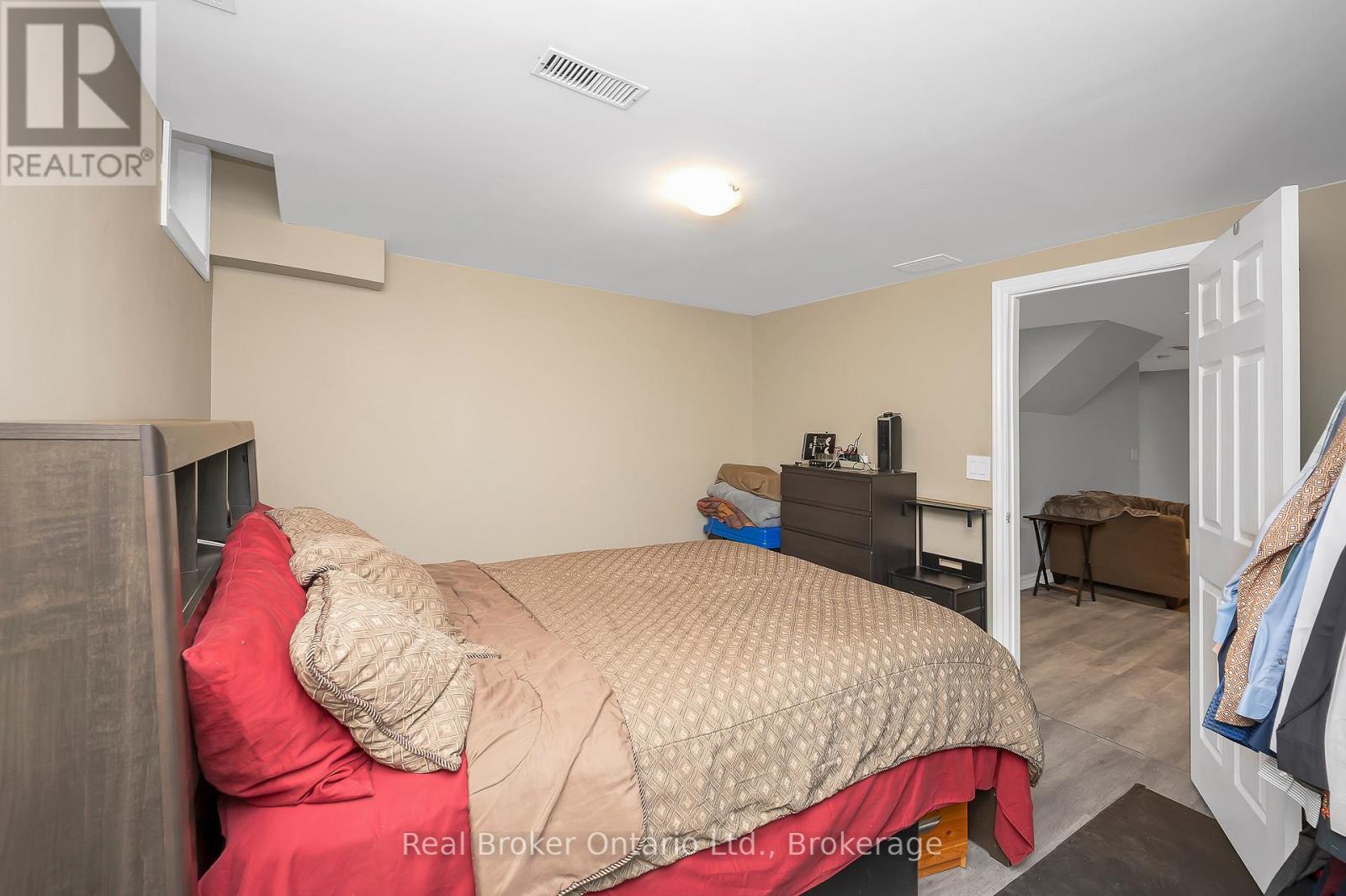 248 Hawkview Boulevard, Vaughan, Ontario  L4H 2G6 - Photo 22 - N12474331