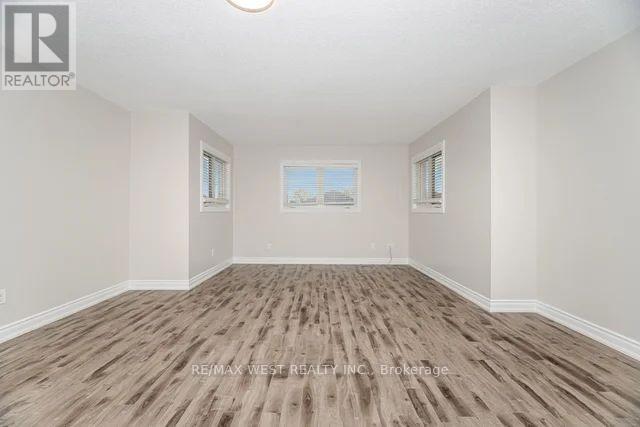 86 Dina Road, Vaughan, Ontario  L6A 1L7 - Photo 31 - N12474229
