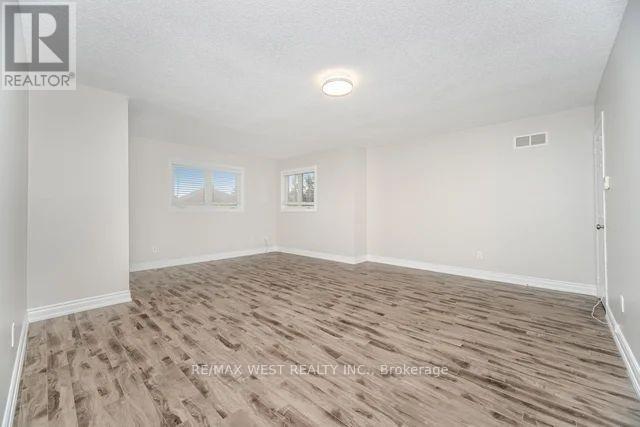 86 Dina Road, Vaughan, Ontario  L6A 1L7 - Photo 32 - N12474229