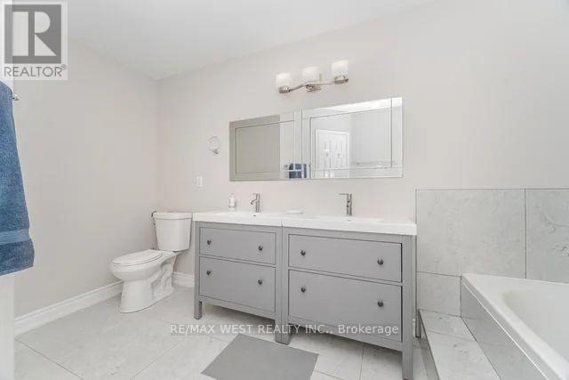 86 Dina Road, Vaughan, Ontario  L6A 1L7 - Photo 34 - N12474229