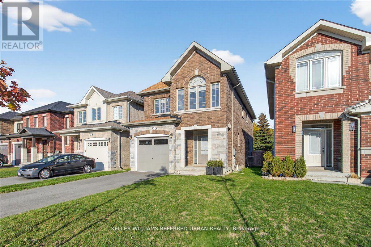 431 Rita's Avenue, Newmarket, Ontario  L3X 2N1 - Photo 2 - N12474253