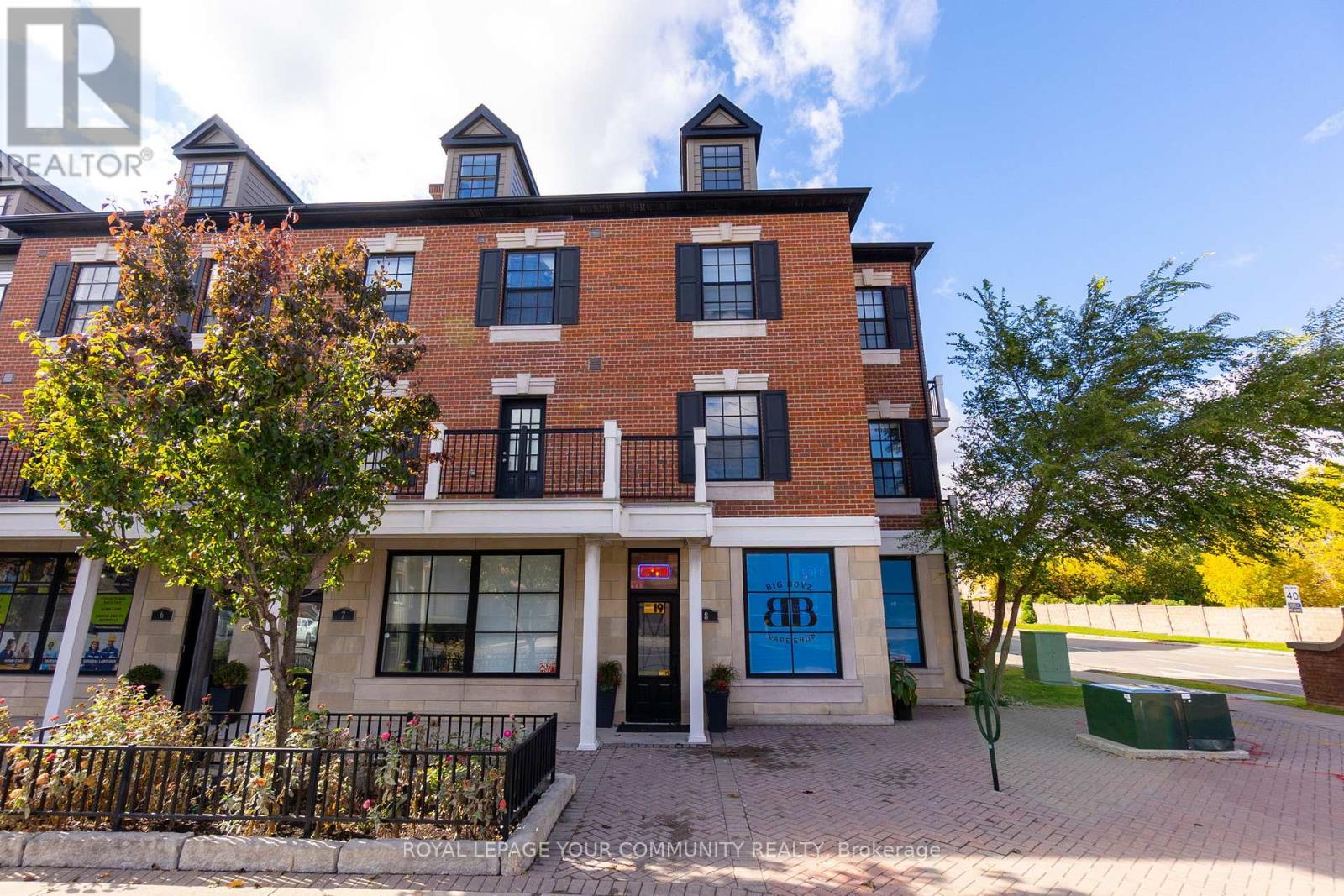 8 - 10060 KEELE STREET, Vaughan, Ontario