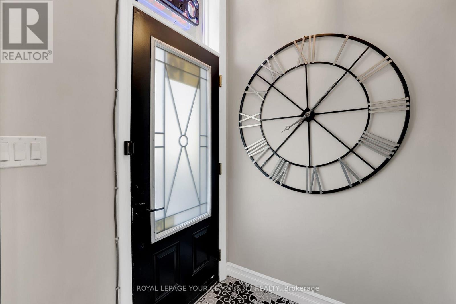 8 - 10060 Keele Street, Vaughan, Ontario  L6A 4V6 - Photo 7 - N12474303