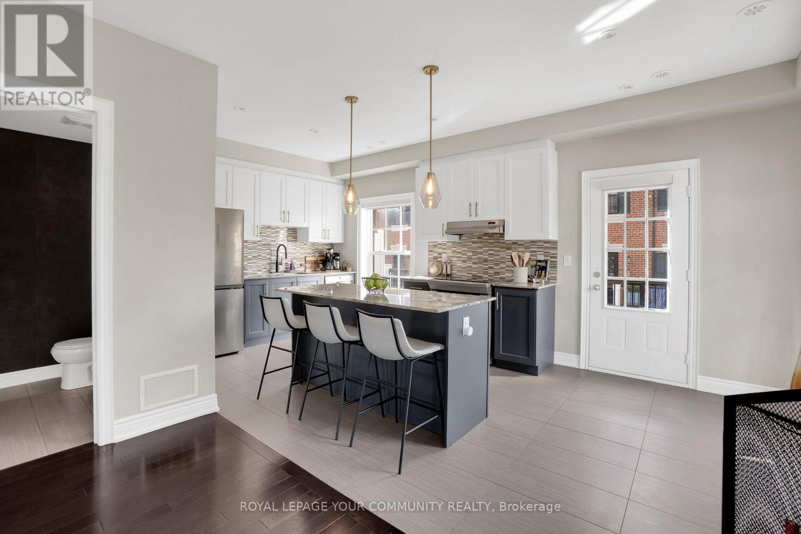 8 - 10060 Keele Street, Vaughan, Ontario  L6A 4V6 - Photo 8 - N12474303