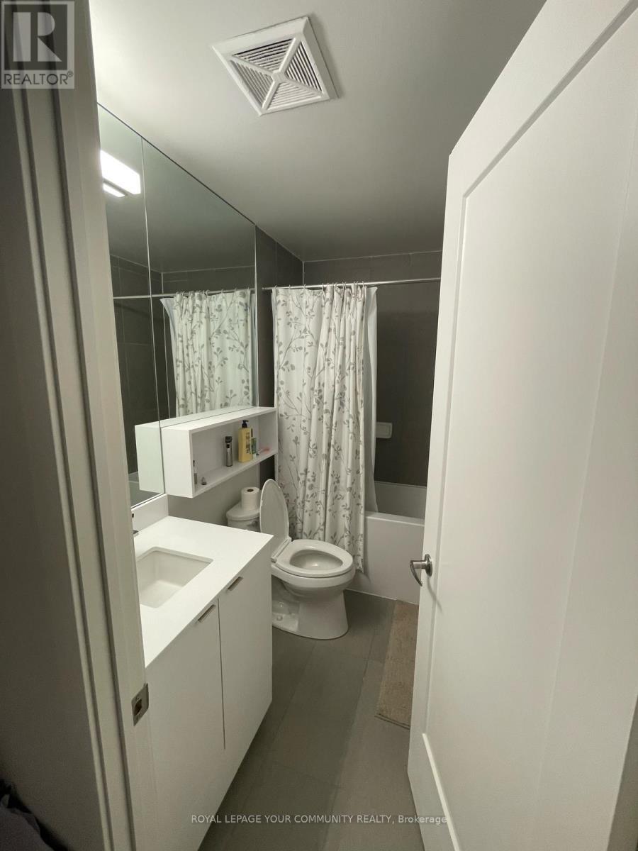 335 W - 135 Lower Sherbourne Street, Toronto, Ontario  M5A 1Y4 - Photo 11 - C12473184