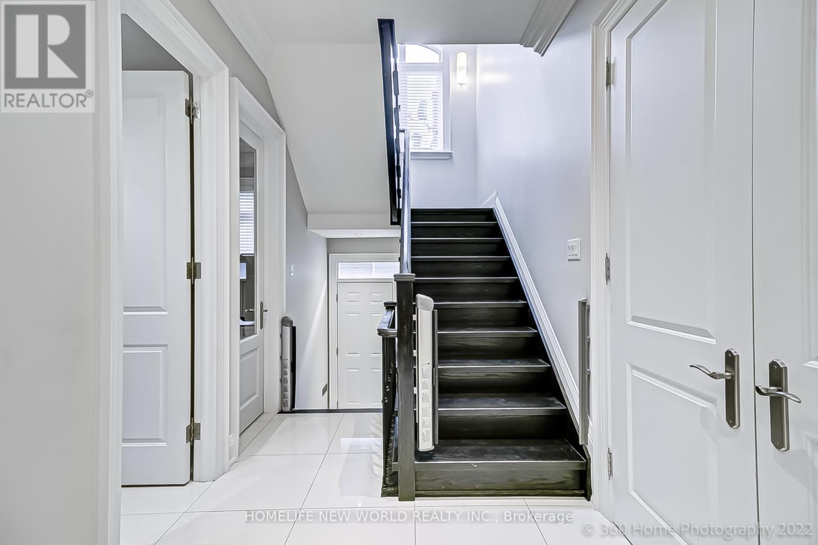 29 Threadneedle Crescent, Toronto, Ontario  M2H 1Z5 - Photo 19 - C12474204