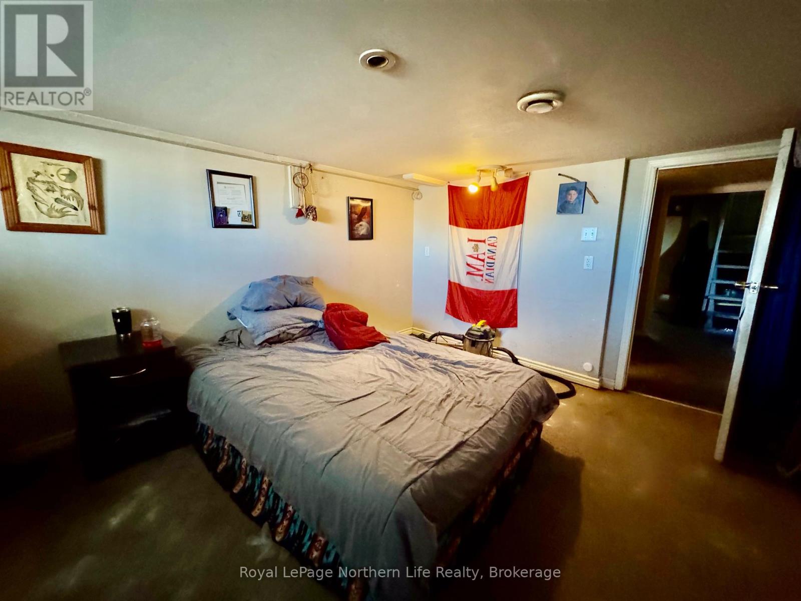 1107 Algonquin Avenue, North Bay, Ontario P1B 4Y1 - Photo 10 - X12474324