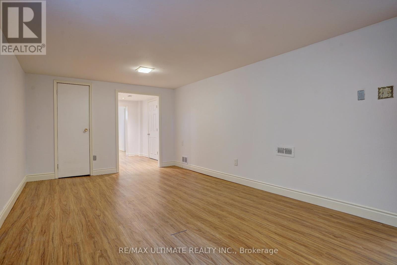 Lower - 23 Falmouth Avenue, Toronto, Ontario  M1K 4M5 - Photo 16 - E12471296