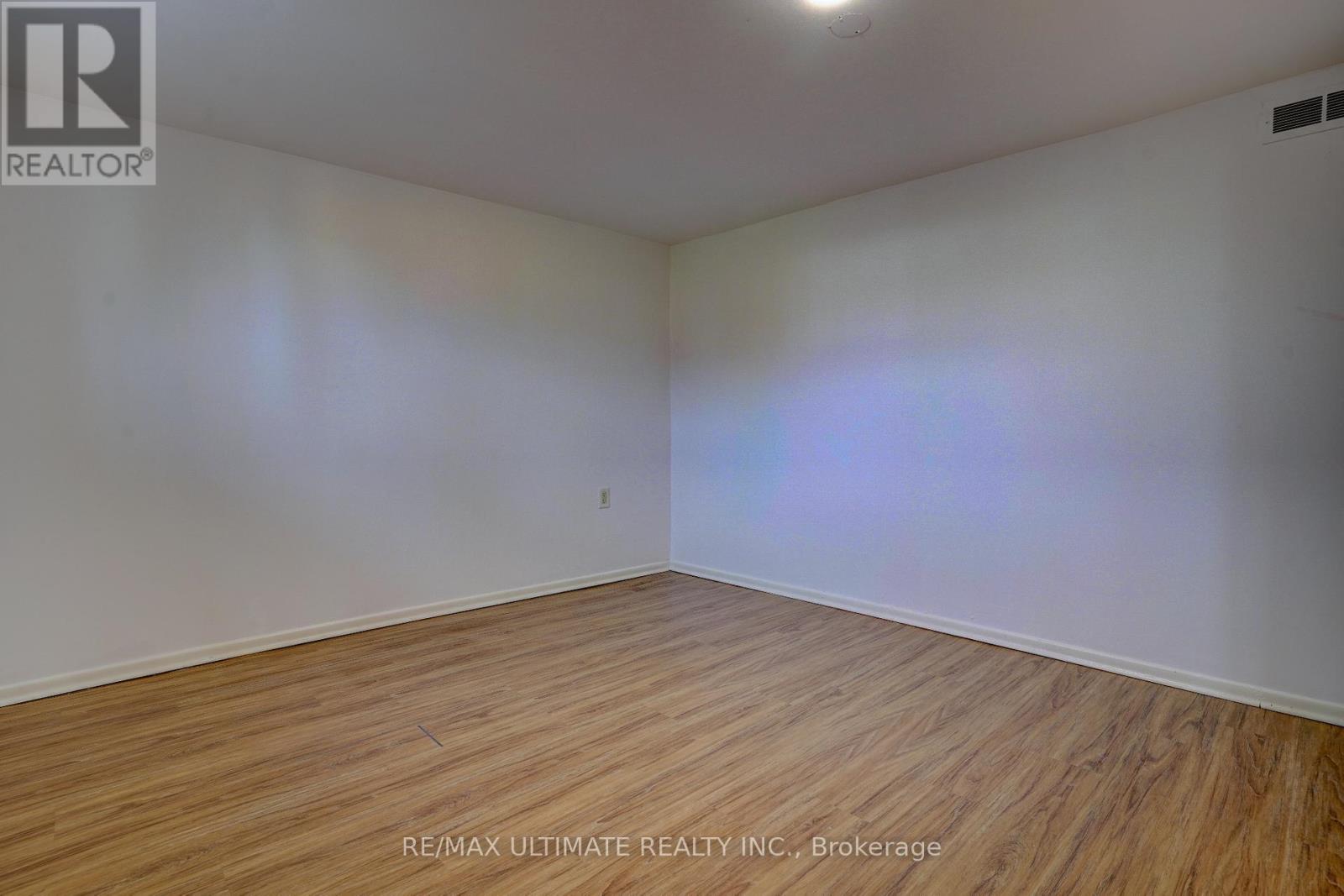 Lower - 23 Falmouth Avenue, Toronto, Ontario  M1K 4M5 - Photo 7 - E12471296