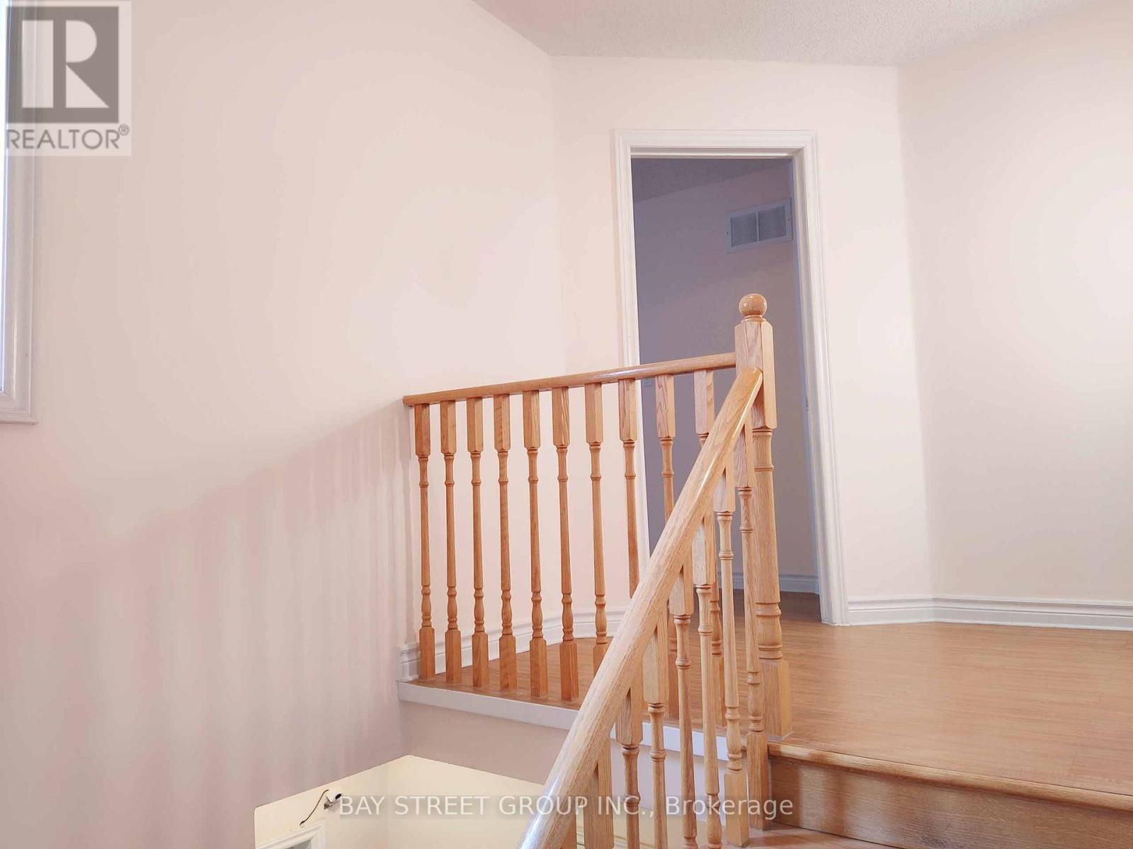 76 Greensboro Drive, Markham, Ontario  L3R 0V5 - Photo 15 - N12194417