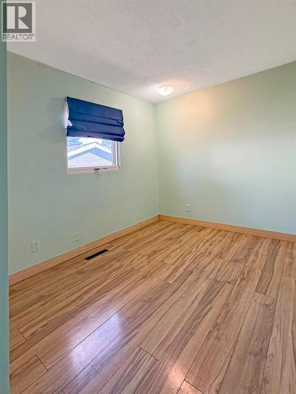 823 23 Street N, Lethbridge, Alberta  T1H 3S9 - Photo 10 - A2243483