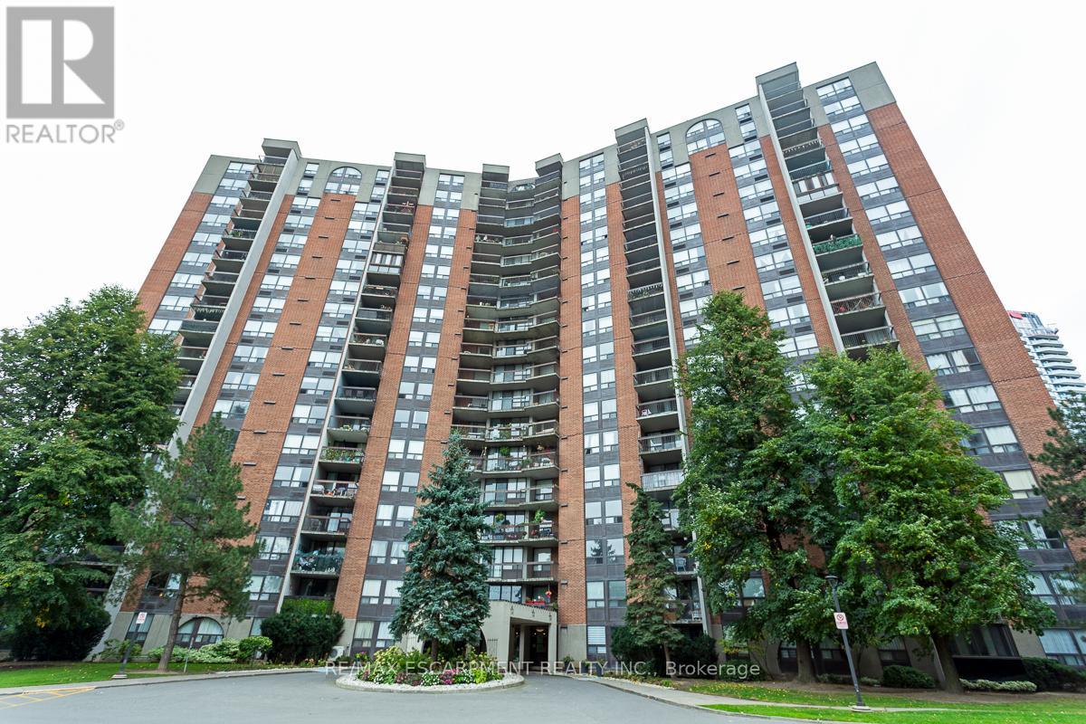 120 - 50 MISSISSAUGA VALLEY BOULEVARD, Mississauga, Ontario