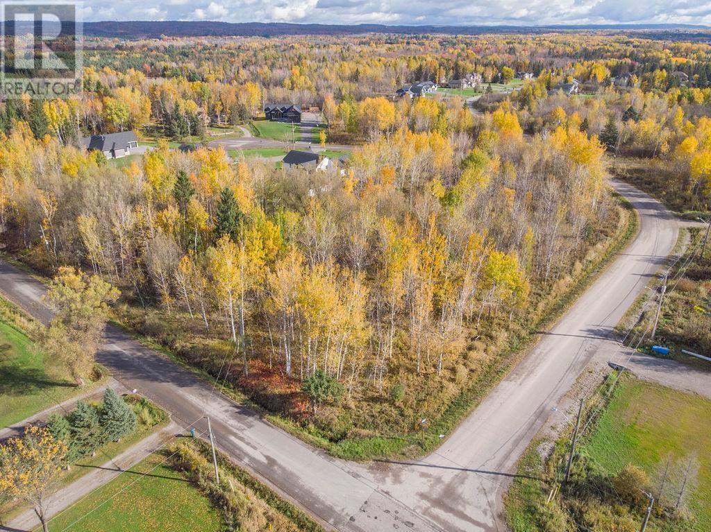 88 Sunset Dr, Sault Ste. Marie, Ontario  P6C 6G4 - Photo 4 - SM253031