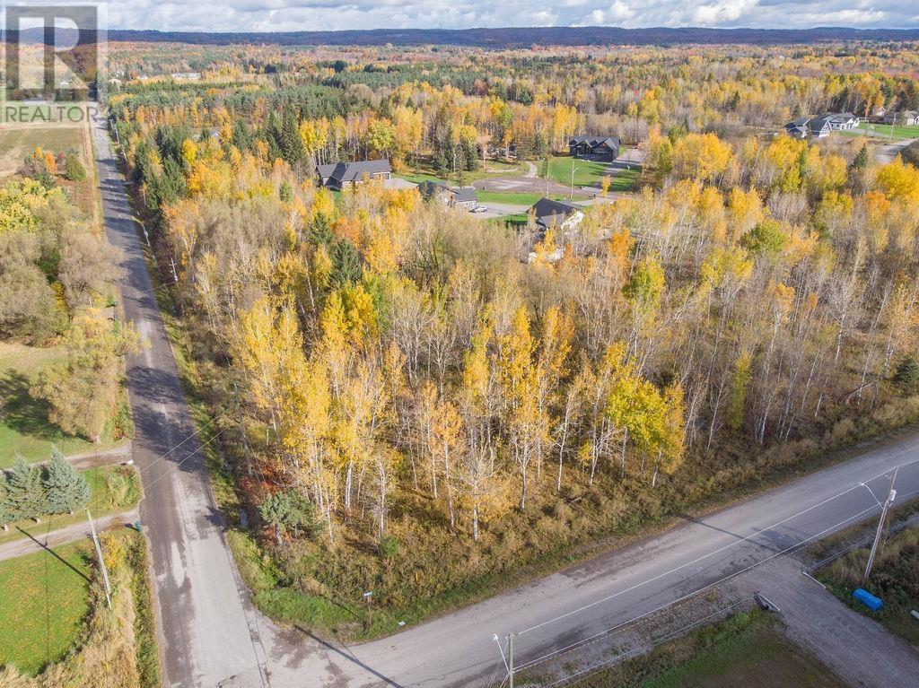 88 Sunset Dr, Sault Ste. Marie, Ontario  P6C 6G4 - Photo 5 - SM253031