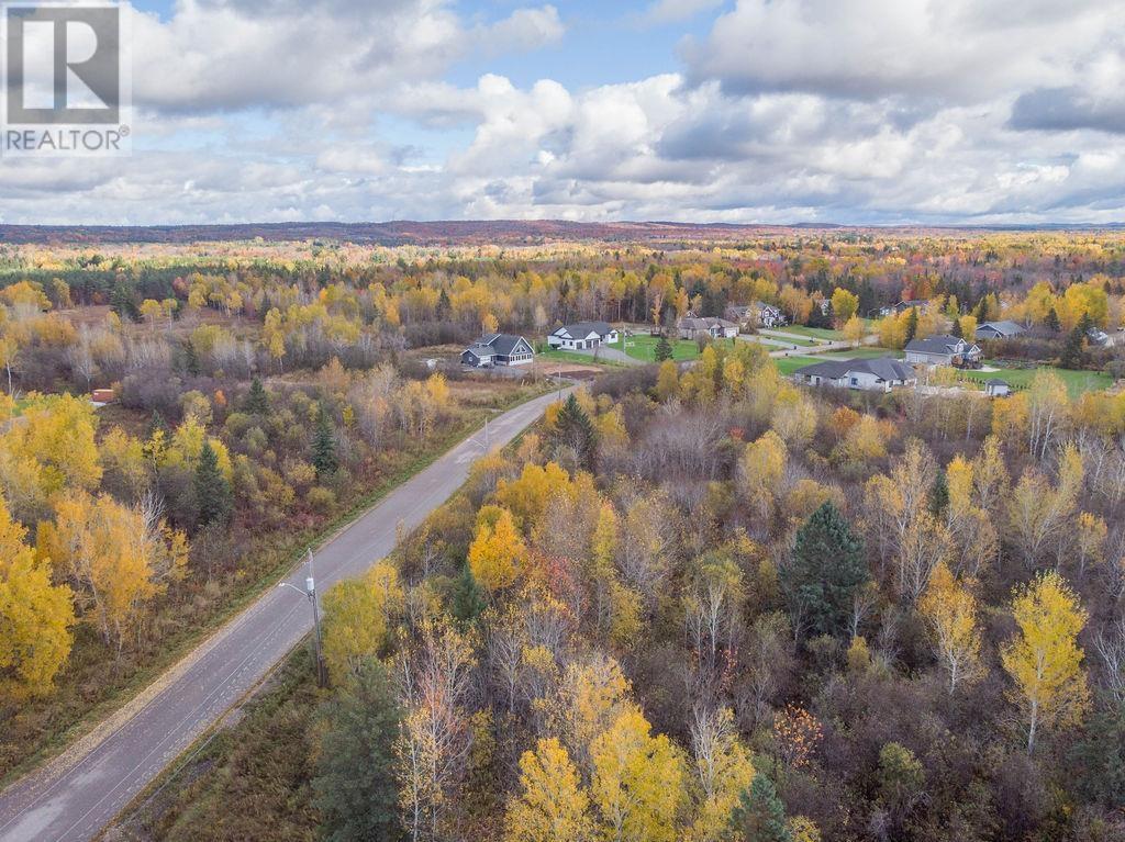 82 Sunset Dr, Sault Ste. Marie, Ontario  P6C 6G4 - Photo 8 - SM253032