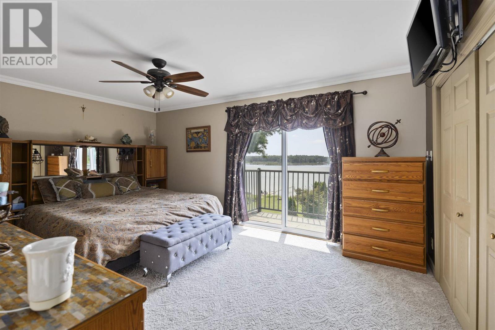 1777 Queen St E, Sault Ste. Marie, Ontario  P6A 2G8 - Photo 24 - SM253035