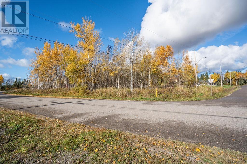 82 Sunset Dr, Sault Ste. Marie, Ontario  P6C 6G4 - Photo 5 - SM253032