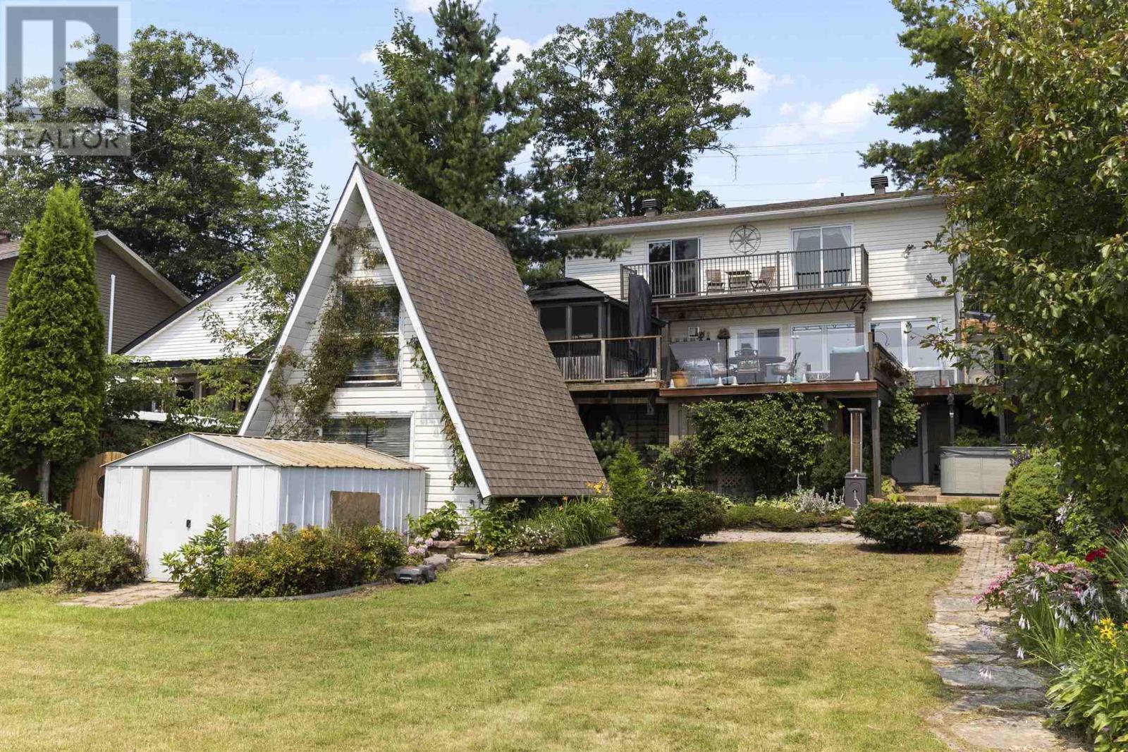 1777 Queen ST E, Sault Ste. Marie, Ontario