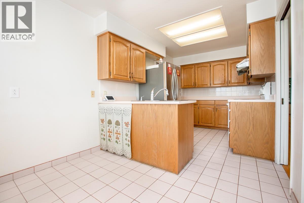 532 W 64th Avenue, Vancouver, British Columbia  V6P 2K9 - Photo 7 - R2997291