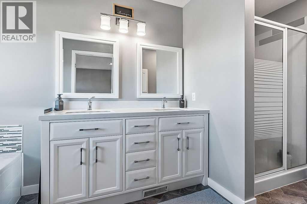 125 Cimarron Rise, Okotoks, Alberta  T1S 1M7 - Photo 26 - A2264021