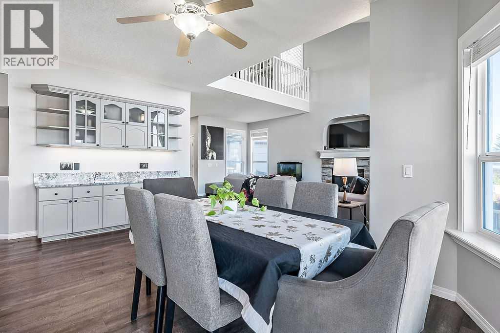 125 Cimarron Rise, Okotoks, Alberta  T1S 1M7 - Photo 5 - A2264021