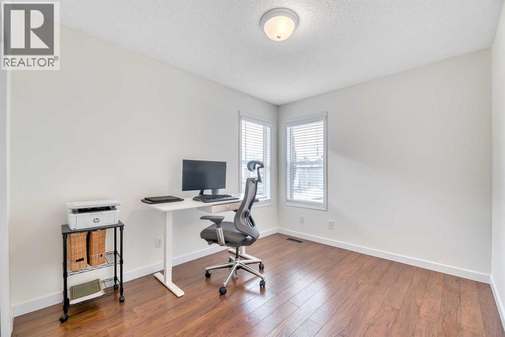 84 Evermeadow Manor Sw, Calgary, Alberta  T2Y 4W8 - Photo 27 - A2264507