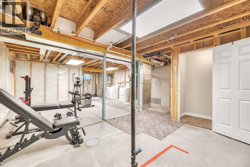 84 Evermeadow Manor Sw, Calgary, Alberta  T2Y 4W8 - Photo 31 - A2264507