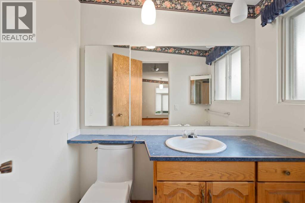2236 98 Avenue Sw, Calgary, Alberta  T2V 0Z1 - Photo 21 - A2265480