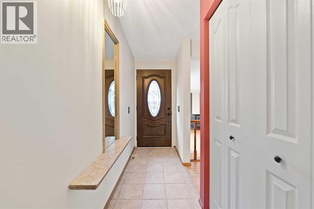 2236 98 Avenue Sw, Calgary, Alberta  T2V 0Z1 - Photo 6 - A2265480