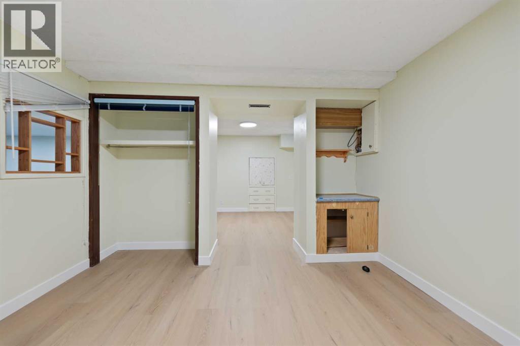 2236 98 Avenue Sw, Calgary, Alberta  T2V 0Z1 - Photo 27 - A2265480