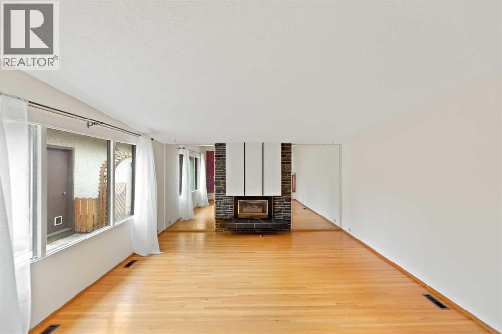 2236 98 Avenue Sw, Calgary, Alberta  T2V 0Z1 - Photo 7 - A2265480