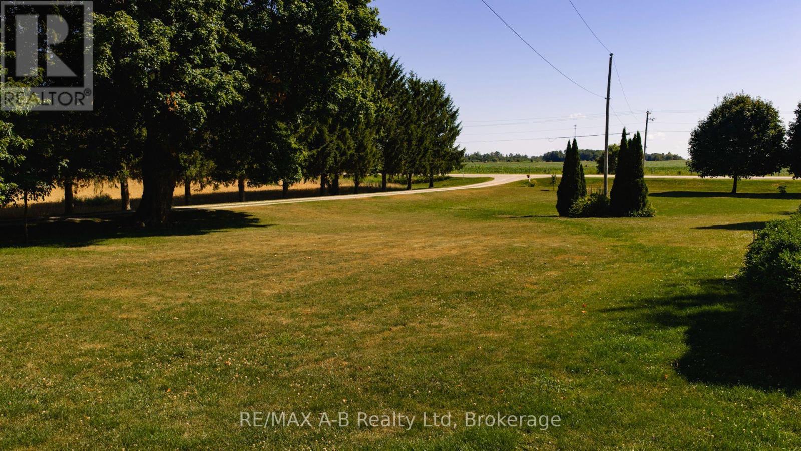 24189 Wellburn Road, Thames Centre, Ontario  N4X 1C6 - Photo 47 - X12474344