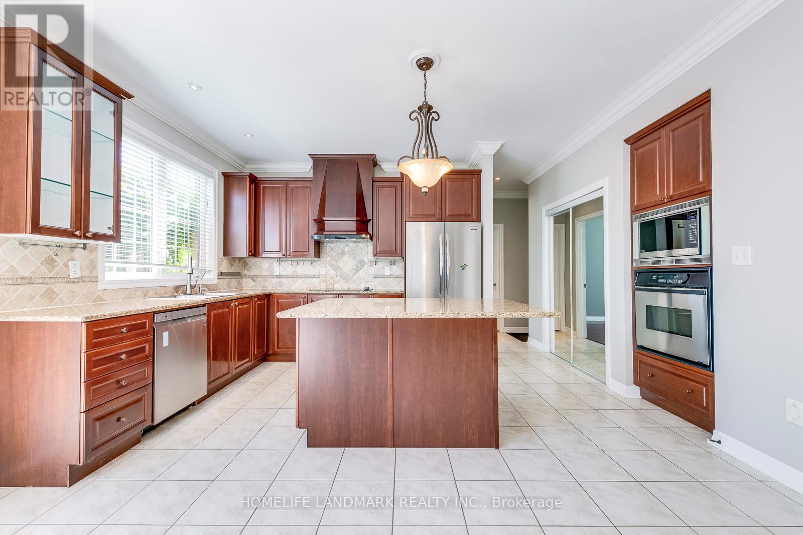 2196 Highcliffe Way, Oakville, Ontario  L6M 5B7 - Photo 15 - W12474201