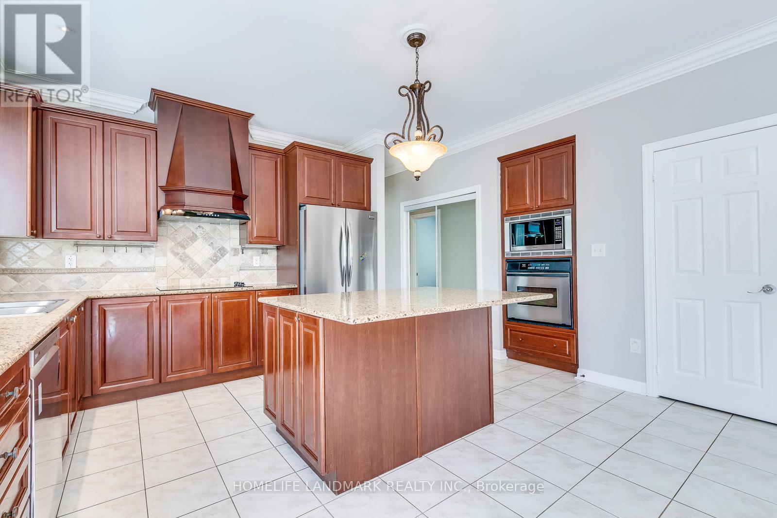 2196 Highcliffe Way, Oakville, Ontario  L6M 5B7 - Photo 17 - W12474201