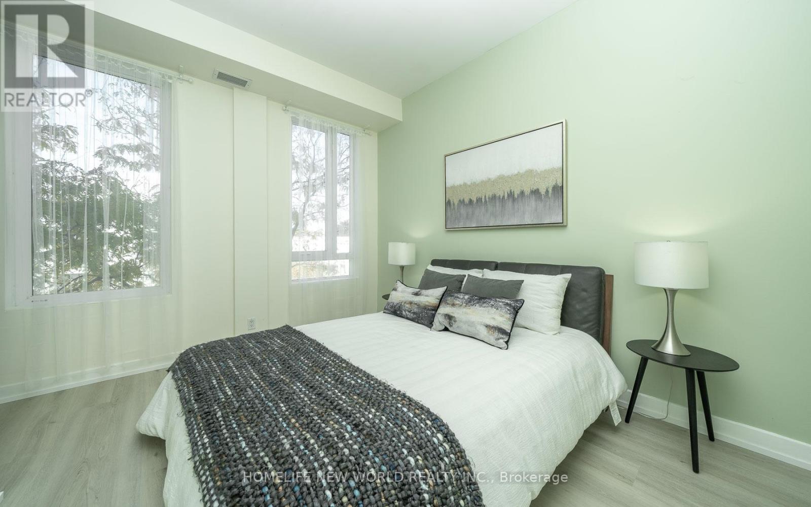 303 - 1 St Johns Road, Toronto, Ontario  M6P 4C7 - Photo 17 - W12474215